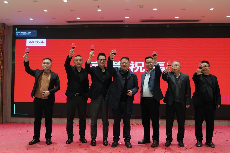 13381220503151873.jpg 13381220503151873.jpg